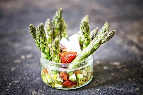 Spargel, Erdbeere und Olive - STAY SPICED !