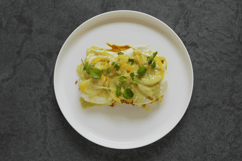 Kartoffelwaffel mit Parmesan-Spiegeleier und Kräuter-Majo - STAY SPICED !