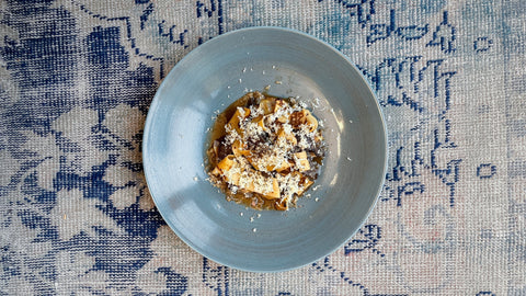 Rehleber mit geschmorter Quitte, Lebkuchen-Pappardelle und Kastanien - STAY SPICED !