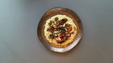 Schwertmuscheln-Risotto mit Algen, Lumni und Meerrettich - STAY SPICED !