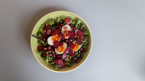 ‘‘Purple Haze‘‘ Karotten mit Bohnen Vogelsalat und Pistazien - STAY SPICED !
