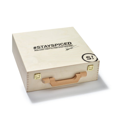 Holzbox (Gewürzkoffer), handgefertigt ROLAND TRETTL, geeignet für 25x, 170ml Schraubdosen – LEER - STAY SPICED ! - 91032x