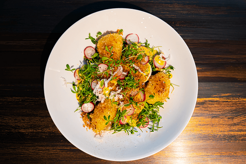 Senfei mit Kresse und Schneewittchen