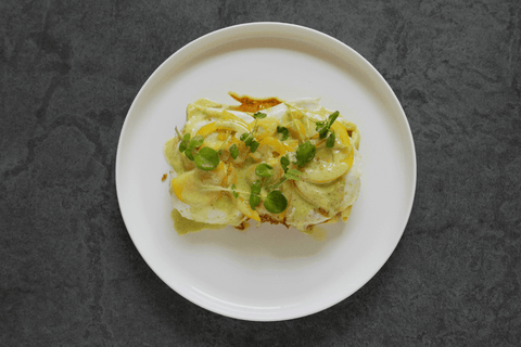 Kartoffelwaffel mit Parmesan-Spiegeleier und Kräuter-Majo - STAY SPICED !