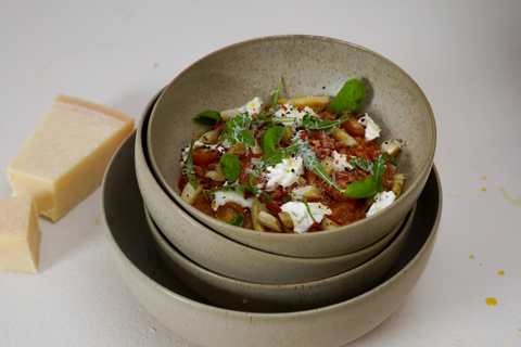 Tomatenspargelrisotto mit Büffelmozzarella & Rucola