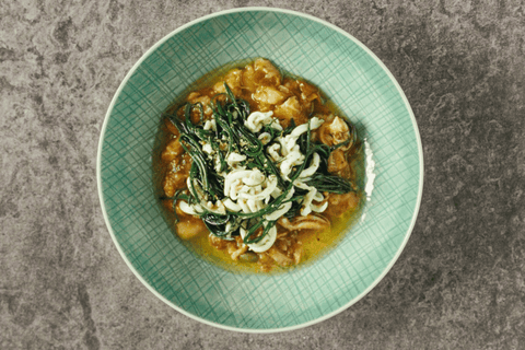Gebratene Calamari mit Tomaten- Auberginen- Ragout - STAY SPICED !