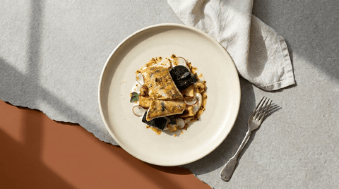 Gebranntes Zanderfilet mit Blutwurst und Petersilienwurzel - STAY SPICED !