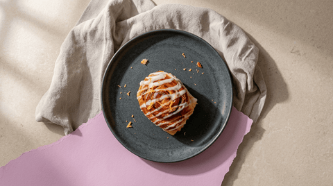 TNT Carrot Cake – Schnegge - STAY SPICED !