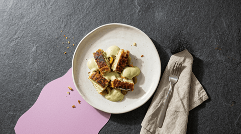 Roche Baron Mille-Feuille mit Süßkartoffelsalat